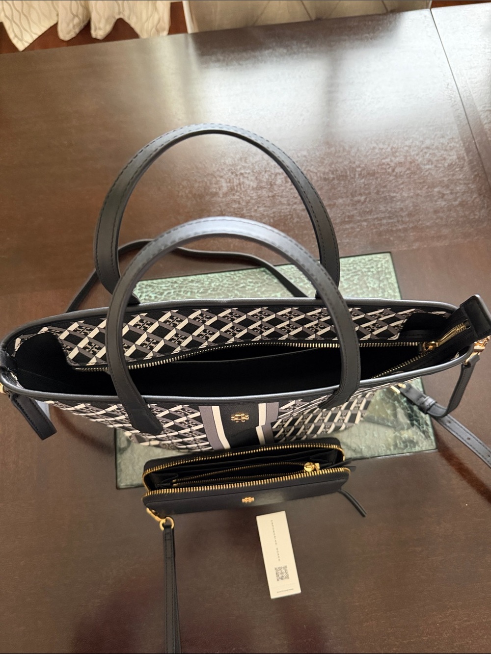 Tory Burch Black and White Geometric Logo Tote with Matching Wallet - Picture 5 of 15